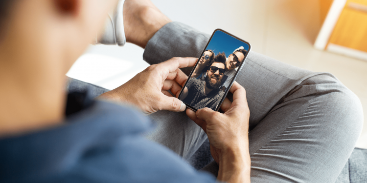 the link between FOMO and anxiety